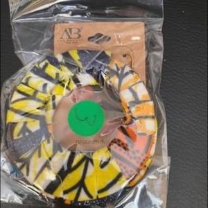 Absolutely beautiful earrings